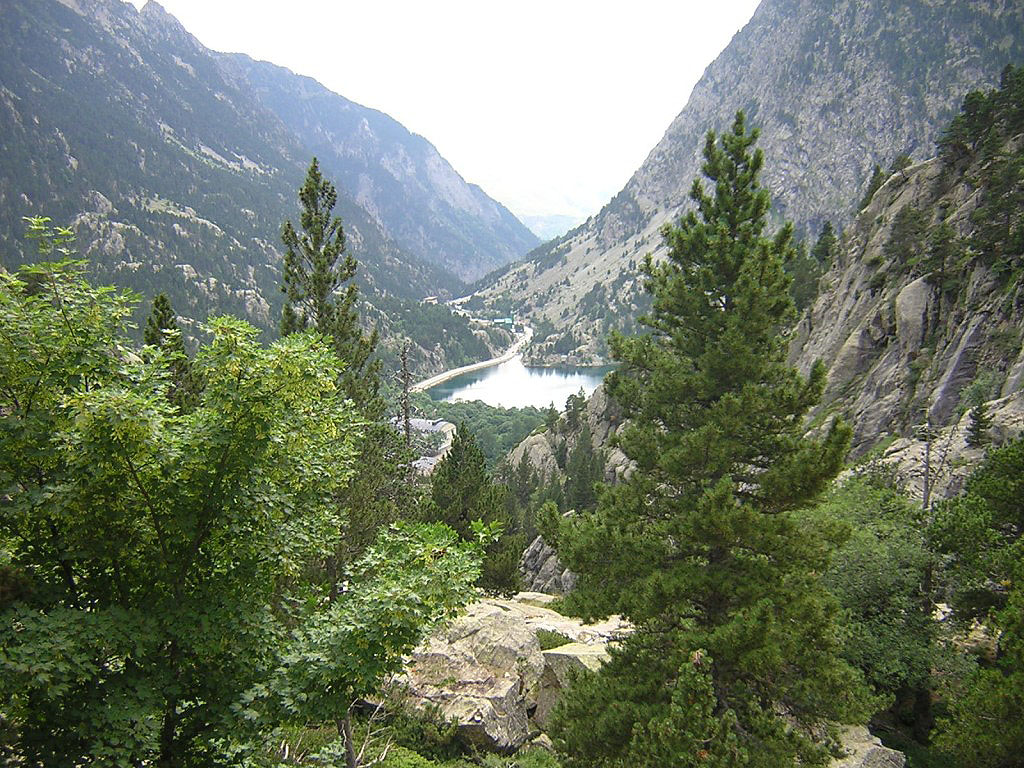 Ibón de baños desde la ascensión