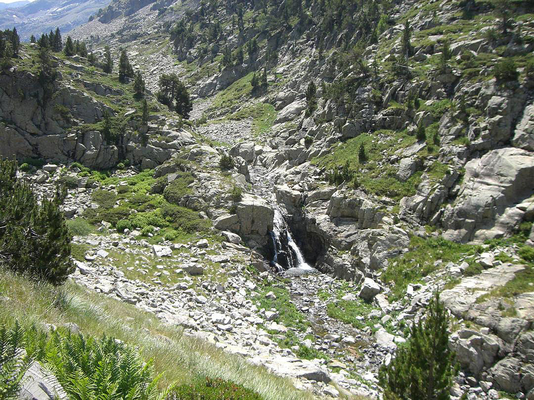 Cascadas de río Aguas Limpias