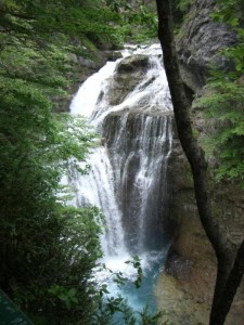 Cascada de la Cueva