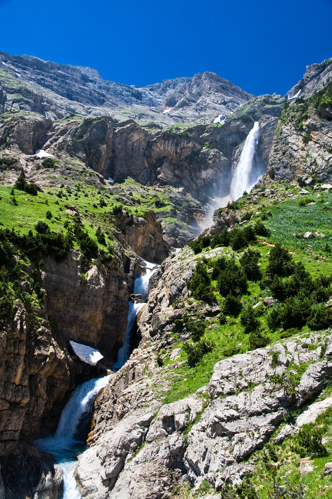 En la madrugada Patria falso Pineta – Cascadas del Cinca – Llanos y cascadas de La Larri - Excursiones  por Huesca