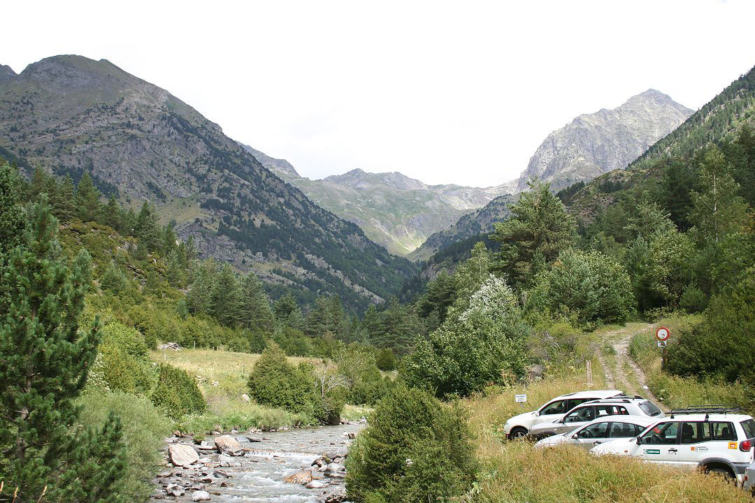 Parking en el Embalse de la Sarra