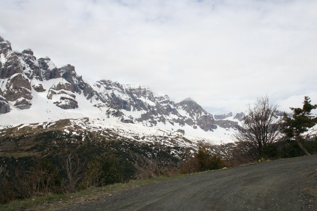 Sierra de la Partacua desde la pista