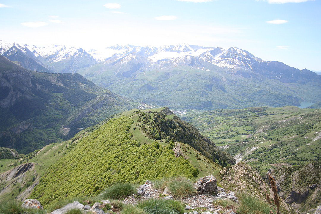 Hoz de Jaca y Sierra de Tenderena