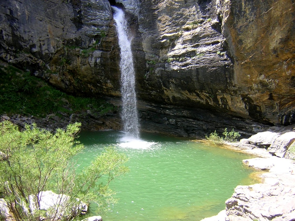 Vista aérea de la Cascada y Poza