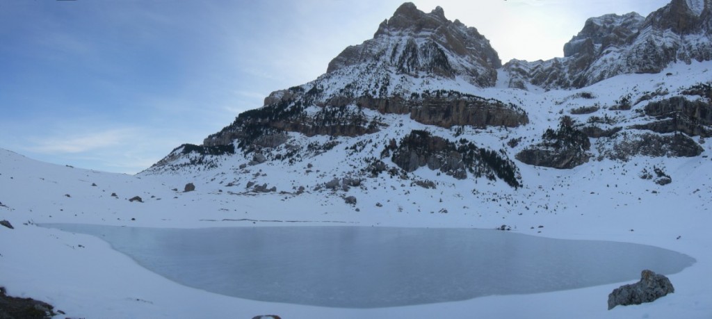 Ibon de Piedrafita (1200 x 538)