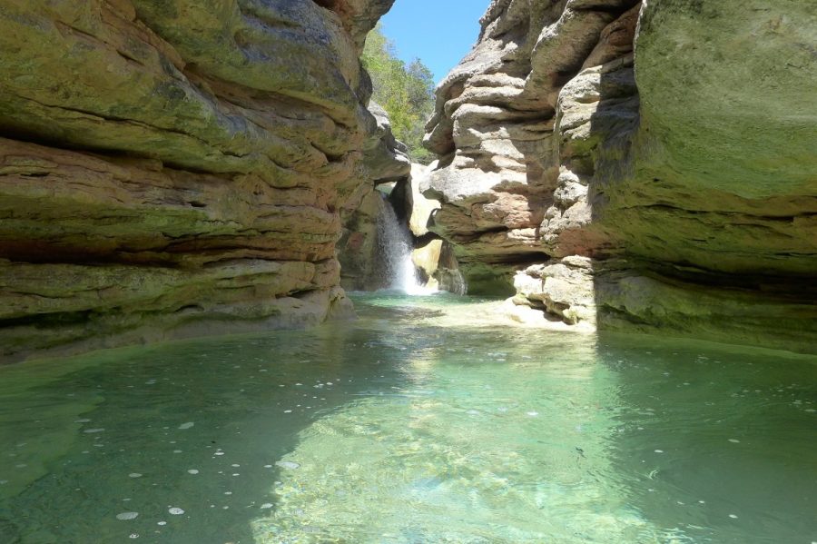 Cascada y badina en el barranco del Formiga