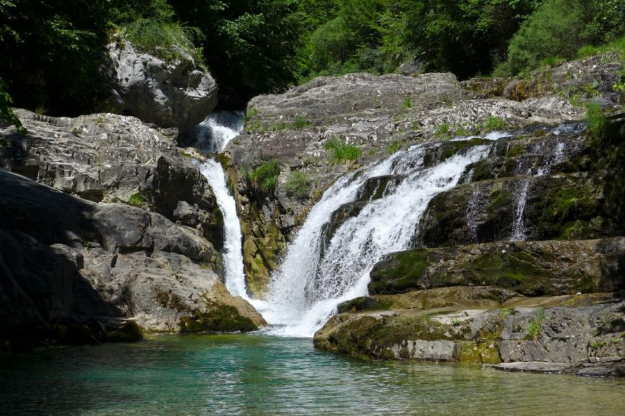 Cascadas en el río Yaga