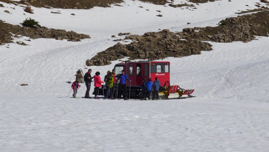 Snow Taxi