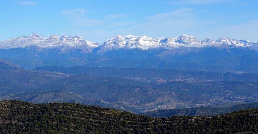 Panorámica del Pirineo desde la cima del Peiró
