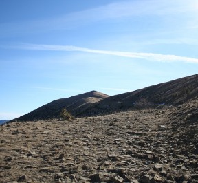 Otra vista mas cercana del pico Pelopin