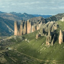 Mirador de los Buitres por Sendero Os Fils