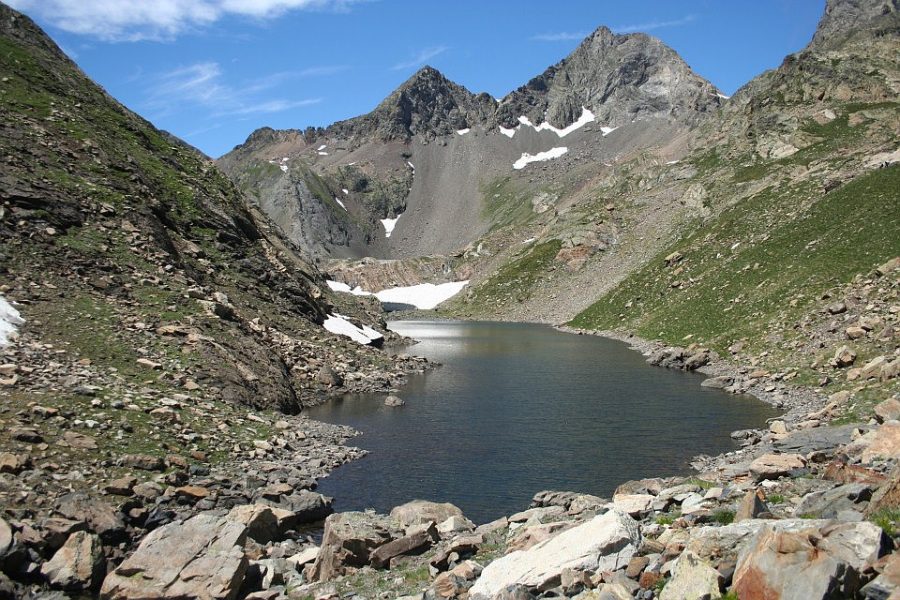 Ibón de Pecico de la Canal